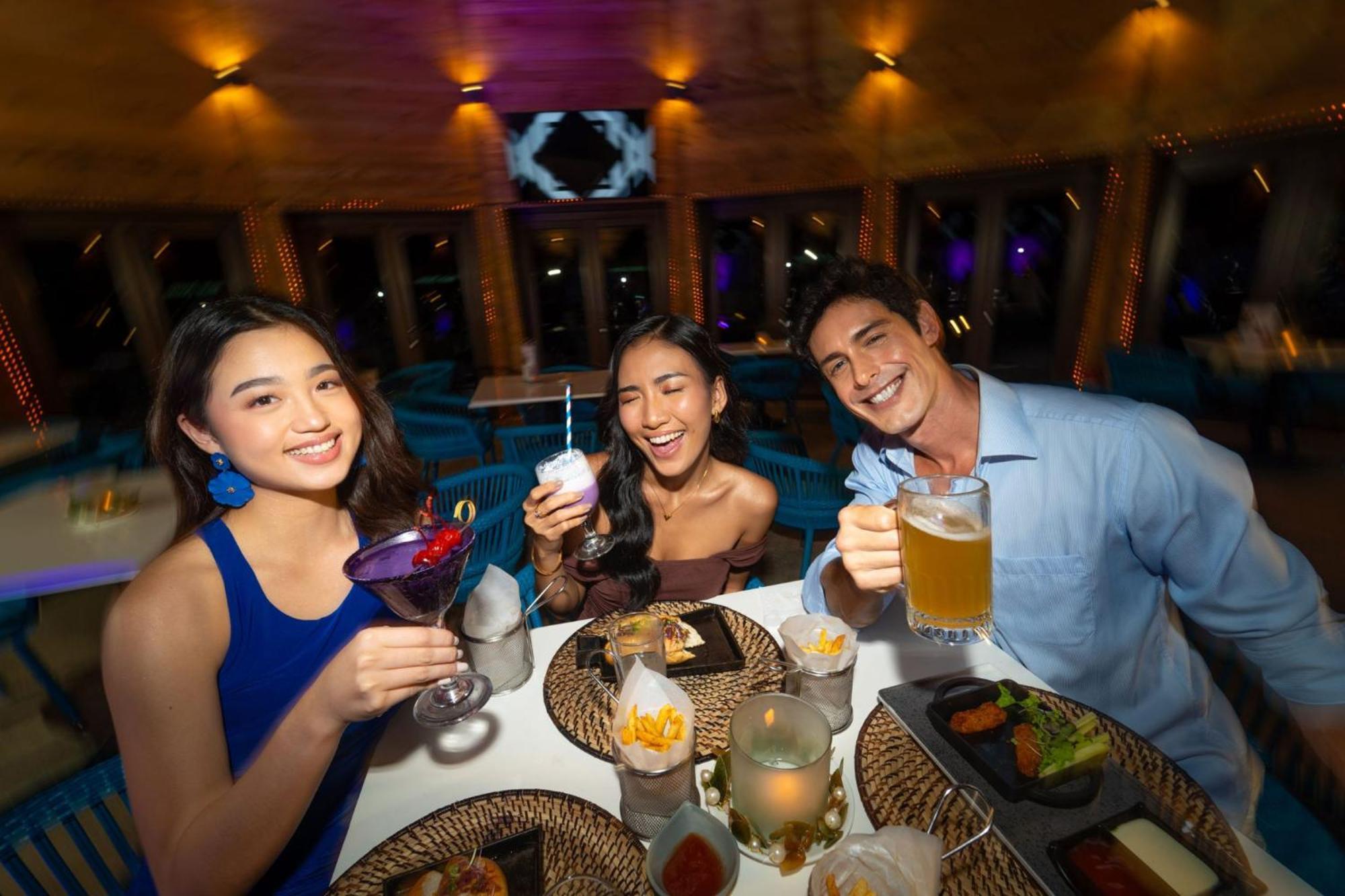 Astoria Palawan Hotel Puerto Princesa Bagian luar foto